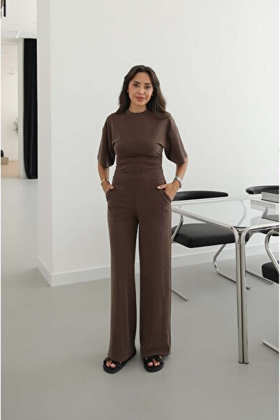 Havoş Set de pantaloni și bluză maro, stil elegant, cu șnururi laterale