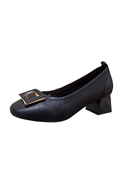 PASS Collection Elegant women's shoes with leather heel, black 440011A