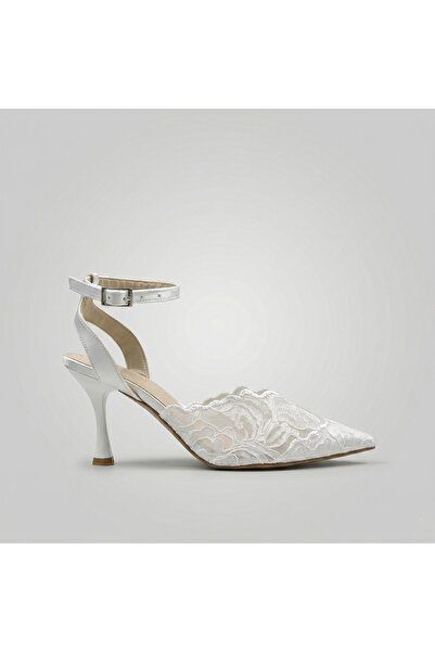 SHOELUKS White Lace Embroidered Heeled Shoes