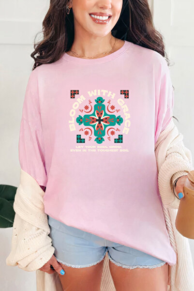 Sarah's Boutique Women's T-shirt – 100% cotton – Grace Bloom