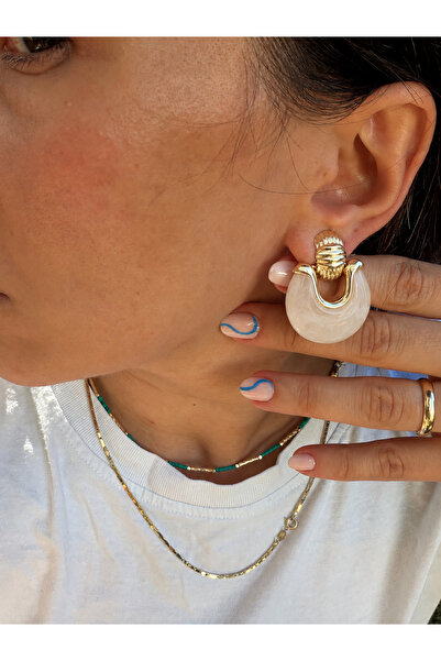 SoulSisco Jewellery Gold Detaylı Bej Taşlı Tasarım Küpe