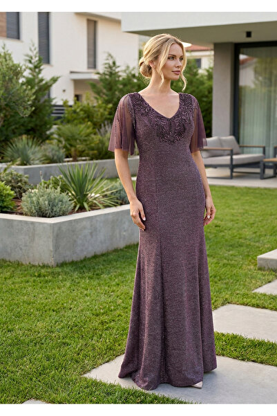 FaBe Fashion KISA TÜL KOLLU YAKASI İŞLEMELİ SİMLİ ÖRME ABİYE ELBİSE