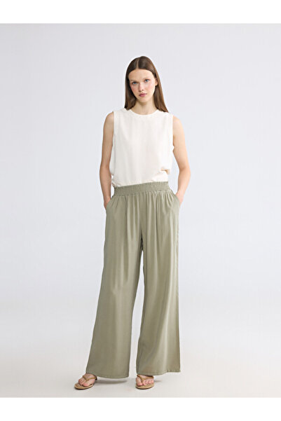 LC Waikiki Rmz Gi̇yi̇m Farkiyla Women's Wide Leg Pants with Waist Cord