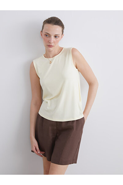 LC Waikiki Lcw Comfort Yellow Crew Neck Textured Women's Undershirt