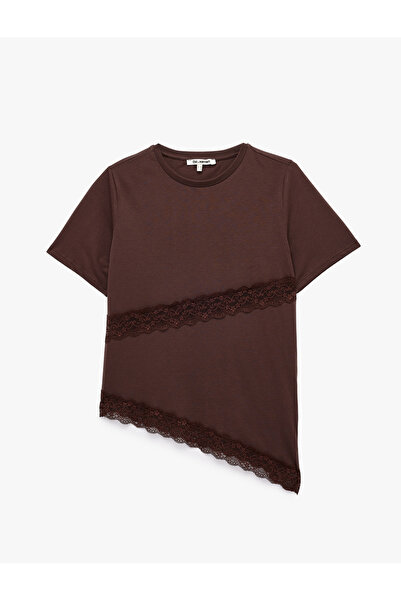 Koton Cotton Lace Detailed Crew Neck Short Sleeve Asymmetrical T-Shirt