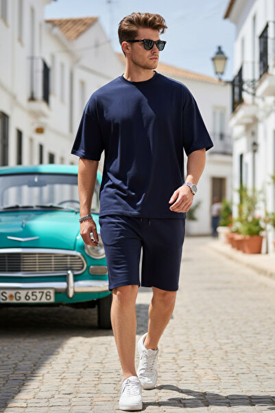 Runades Men's Basic Oversize Short Sleeve Top and Shorts Comfortable Cut Two-...
