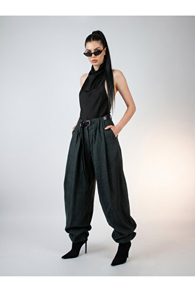 Planco Album Pantaloni Sculptor — In plisat, gri antracit. Unisex.