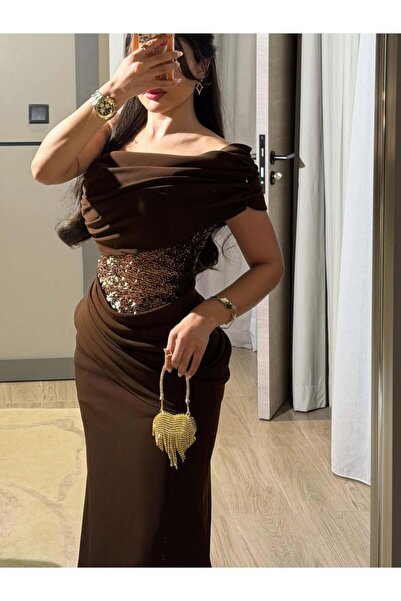 ALTOBAD Brown long off-shoulder evening dress with embroidered corset and seq...