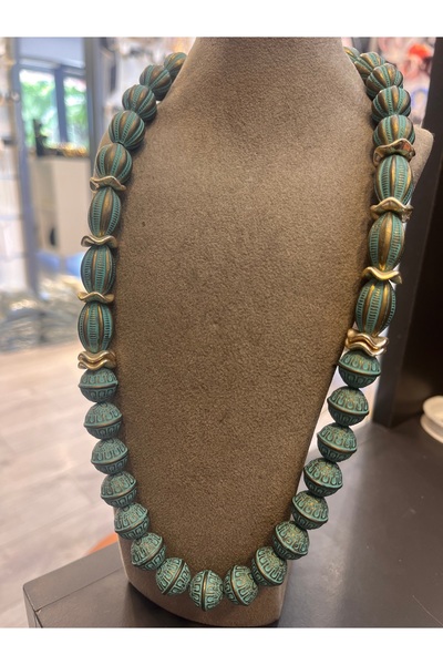 gozdeasutayaccessory قلادة بمظهر الحجر الطبيعي