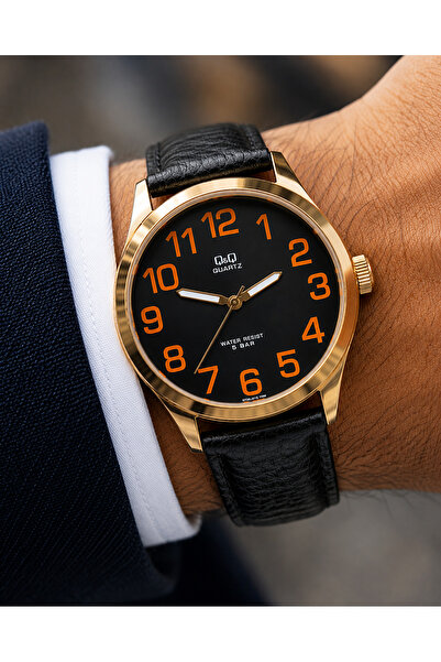 Q&Q Men's Wristwatch with Leather Strap, Casual & Classic, Gift Boxed