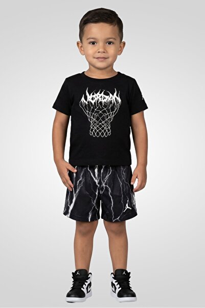 Nike Toddlers Boy 2 Piece Graphic Print T-Shirt And Shorts Set, Multicolor
