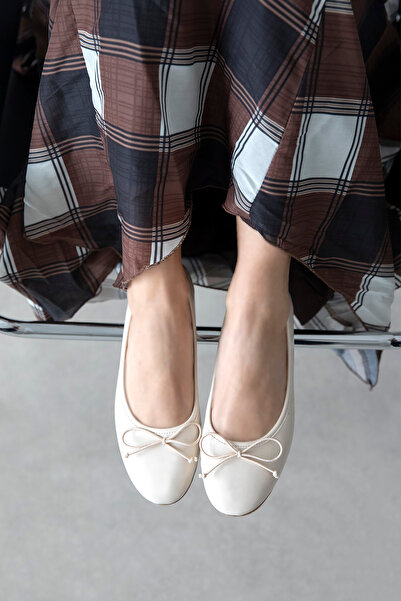 wolk shoes Lily Women's Bow Detail Leather Ballerinas