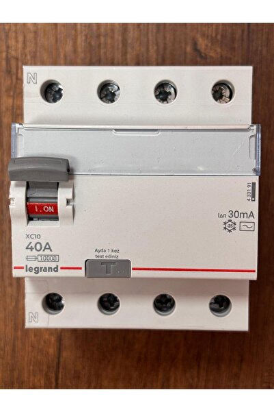 Legrand 4Px40A 30mA