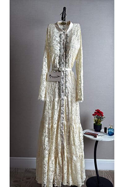 Habiba Designs That Tell the Story of Timeless Elegance… Where the Softness o...