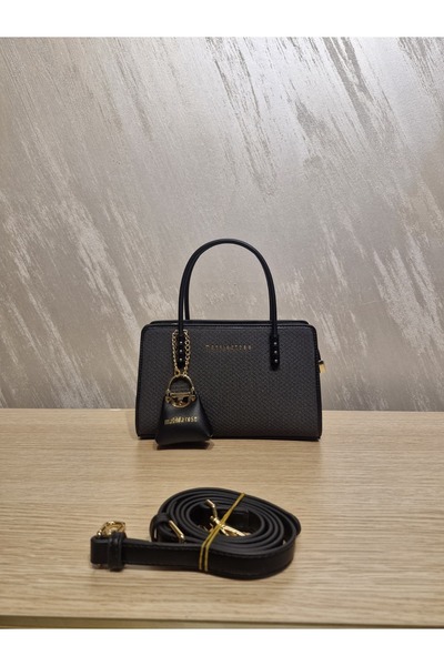 seyyah Stylish Women's Charm Detailed Shoulder Bag