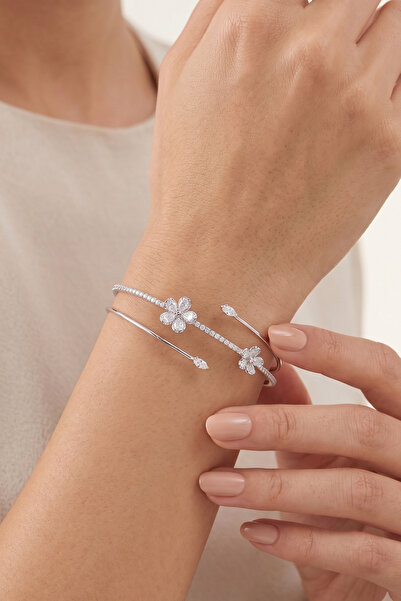 Elika Silver Zirkon Taşlı Lotus Model Ayarlanabilir Bileklik