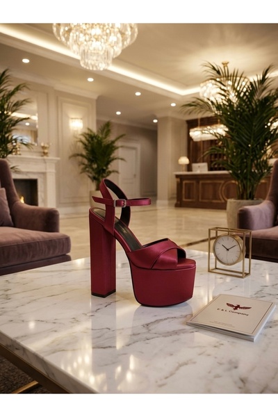 E&L Company 18cm Vişne çürüğü bordo saten. Muazzam işçilik.