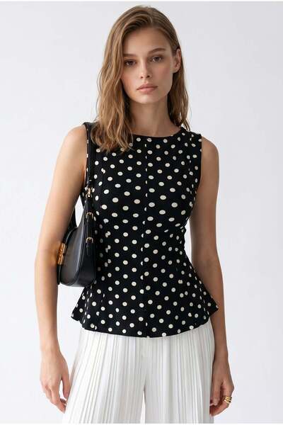 Mixray 2161 Kadın Puantiye Desenli Peplum Kolsuz Bluz Siyah