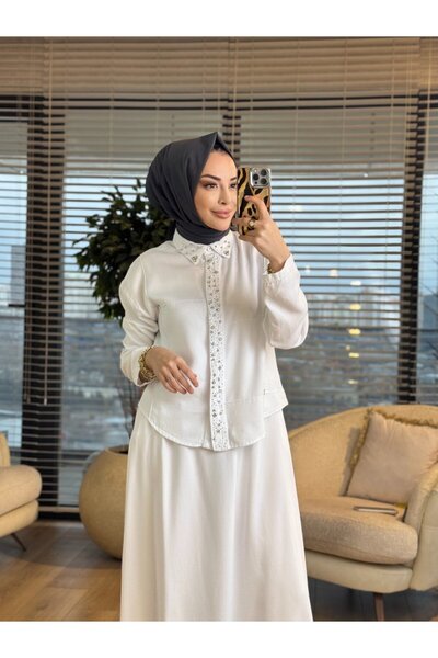 ALANURMODA 7502 طقم تنورة من الدنيم مع ياقة مرصعة بالأحجار باللون الأبيض