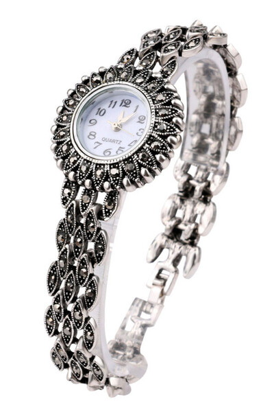 VeeShop Ceas de mana segmente ovale cu hematite, rama vintage rotunda floral