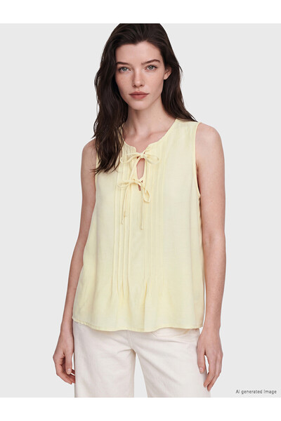 LC Waikiki Timeless Clothing & Timeless Choices Tie-Back Roba Collar Pleated ...
