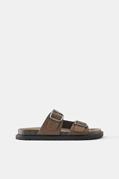 Pull & Bear Zımbalı ve tokalı sandalet