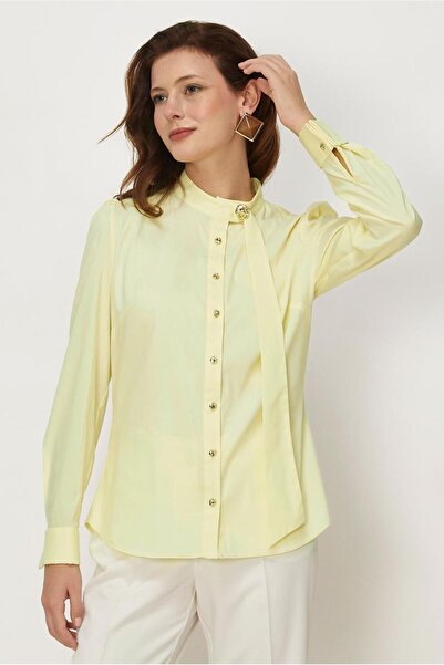 Alvina Stand-Up Collar Blouse 46751