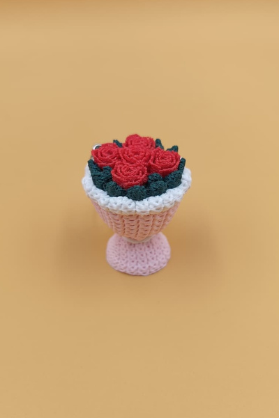 Rodopiva Breloc și ornament pentru geantă cu buchet de trandafiri roșii trico...