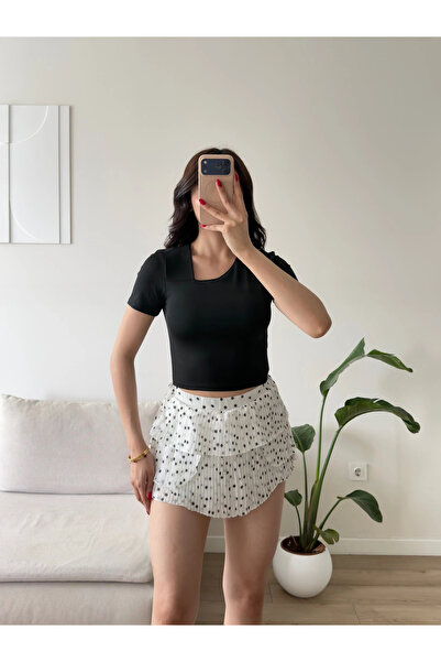 Zoom Butik Asimetrik Yaka Crop - SİYAH