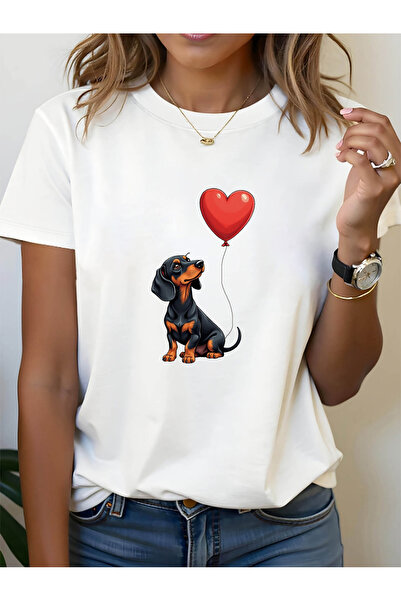 01THEONE تي شيرت بطباعة رسومية على شكل بالون على شكل قلب من Dachshunds، قميص ...