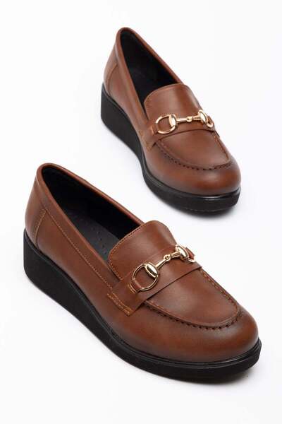 Dilimler Ayakkabı Large Size Women's Rose Shoes with Tan Buckle and Stitching