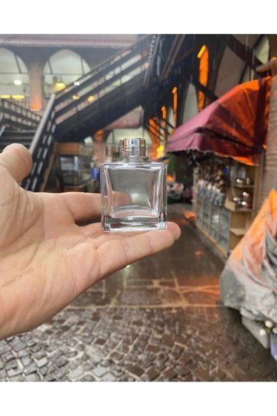 50 ADET KARE ODA KOKUSU CAM ŞİŞE GÜMÜŞ KAPAK KOLONYA HEDİYELİK KINA DÜĞÜN NİŞAN 50CC