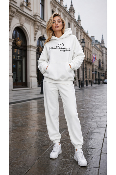 TREND EMMODA سويت شيرت نسائي بقلنسوة وجيوب على شكل قلب