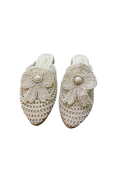 ÇAKIR Women's Flat Thin Sole Closed Front Pearl Detailed Knitwear Slippers