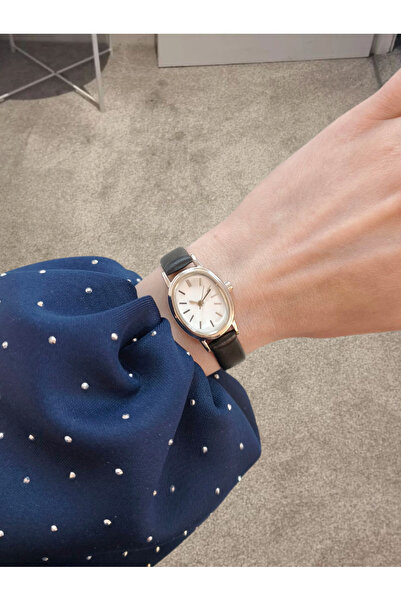 GAMBU Kadın Gümüş Renk Oval Kasa İnce Kordon Minimalist Kol Saati