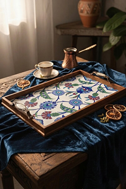evcime El Yapımı Ahşap Çerçeveli Çini Karo Kabartmalı Sunum Tepsileri