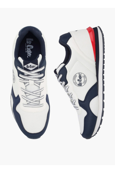 Lee Cooper حذاء رياضي رجالي برباط وطباعة شعار
