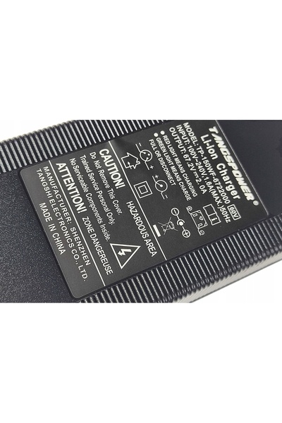 NO BRAND ÎNCĂRCĂTOR SCUTER ELECTRIC DC 67.2V 2A