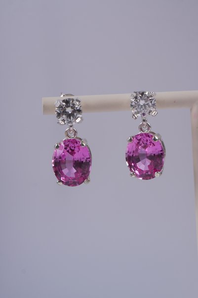 Aksesuaring 2 Ct Mozanet & 9*11 Ct Labgrown Pink Safir TAşlı Gümüş Küpe