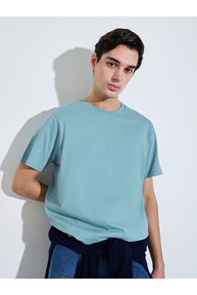 Styli Men Blue Crew Neck Regular Fit T-Shirt