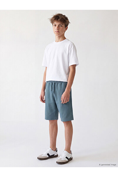 LC Waikiki Nevavm Boys' Shorts with Elastic Waist and Contrast Trim