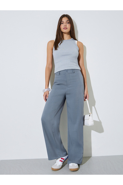 Styli Grey Solid Wide Leg Casual Pants