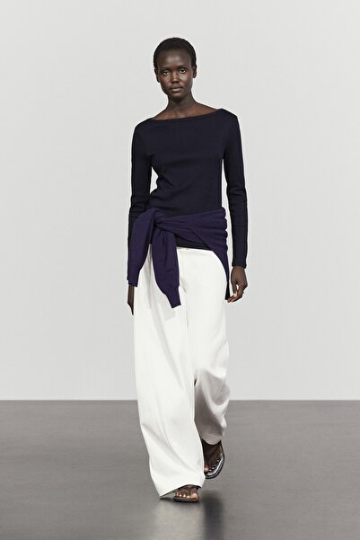 Massimo Dutti Uzun kollu kayık yaka t-shirt