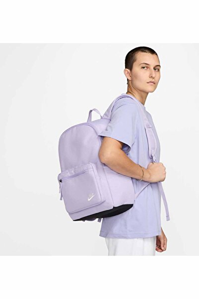 Nike Kadın Lila Sırt Çantası Günlük Okul Spor ve Seyahat Çantası Çok Bölmeli Fermuarlı En: 30 cm, Boy: 46 cm, Derinlik: 15 cm