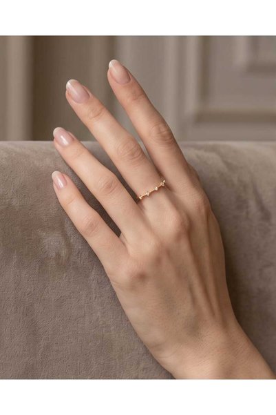 Mum Aşkı Tiny Stone and Serrated Texture Thin Gold Ring