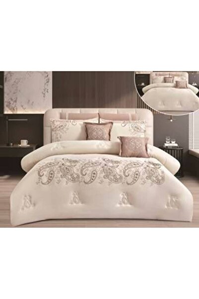 Jinan sa Nefren Embroidered Royal Coverlet