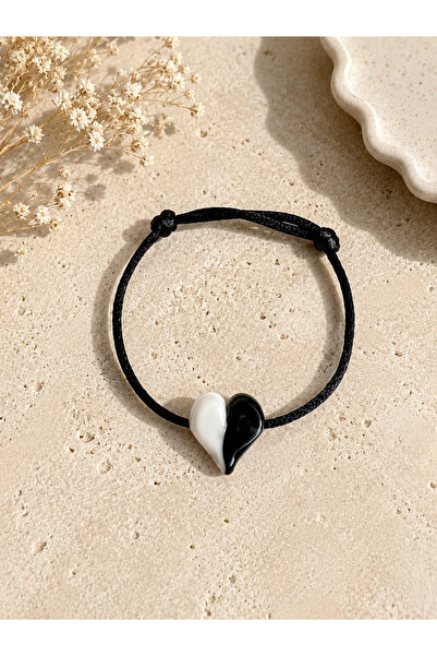 Atelier Çağla Black and White Glass Heart Murano Bracelet
