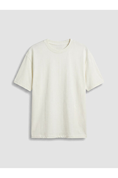 LC Waikiki Zero Roba Collar Boys' T-Shirt from Uzg Store for Style Enthusiasts