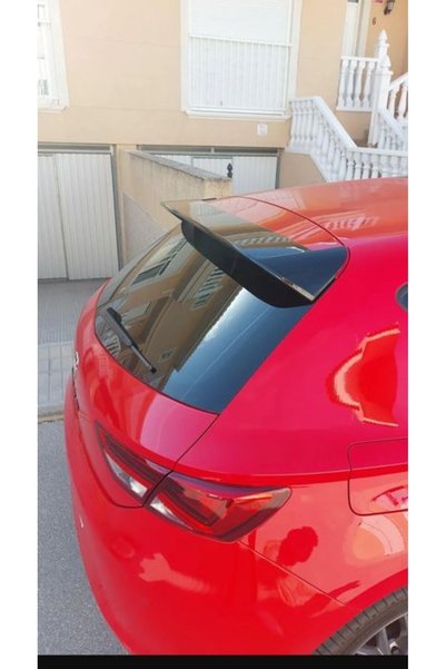 Seat Spoiler tuning sport pentru lunetă Leon 3, negru lucios