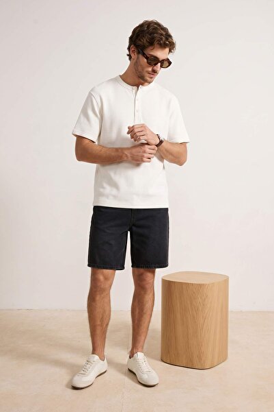 Trendyol Kollektion Schwarze Baggy / weit geschnittene Denim-Shorts & Bermuda...